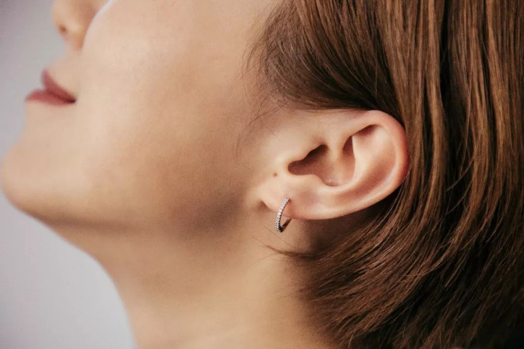 买了这么多的东西都是为了什么,买了这么多口红哪一支是你的真爱