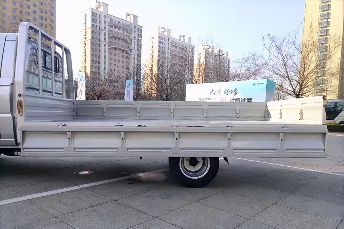 4吨13方仅需5万块搞定！比轻卡还实用的几款微卡推荐