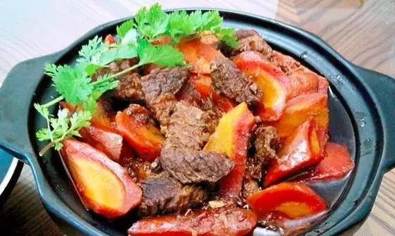 夜啤酒比较有特色的菜品,啤酒系列的菜品有哪些特点