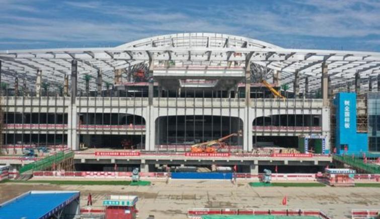 中国基建9个小时建造火车站,世界第一火车站建造