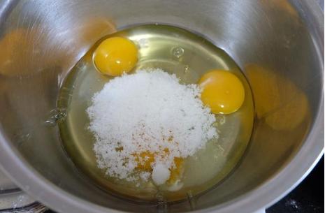 鸡蛋糕老式做法没有烤箱,好吃的鸡蛋糕又简单又容易做