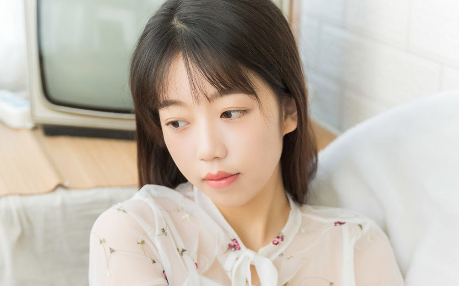 有了新欢还跟旧爱牵扯不断的星座,有新欢忘记旧爱星座