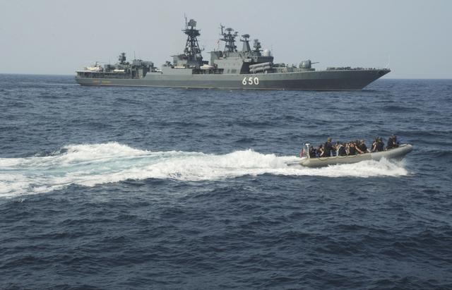 中国就是“假想敌”？以日本为中心的7国准军事联盟，正在形成！