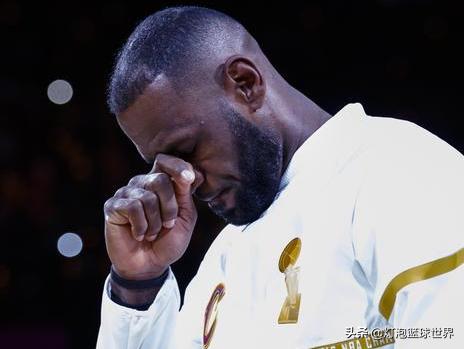 反调唱上瘾？詹姆斯再次和联盟叫板，停赛期的“反派”专业户