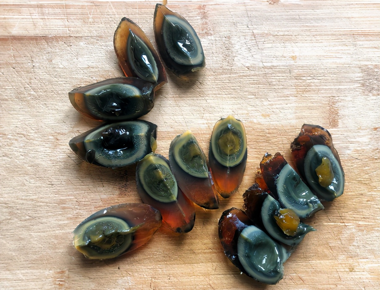 拌皮蛋时，碱味重还涩口？加这3样，去异味，嫩滑爽口，越吃越香