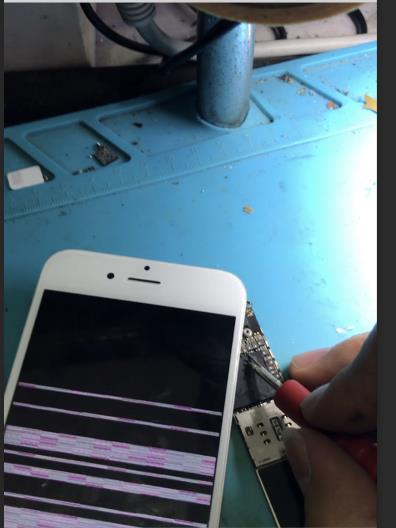 苹果6s不定时出现耳机模式怎么办,苹果6s屏幕不定时失灵怎么回事