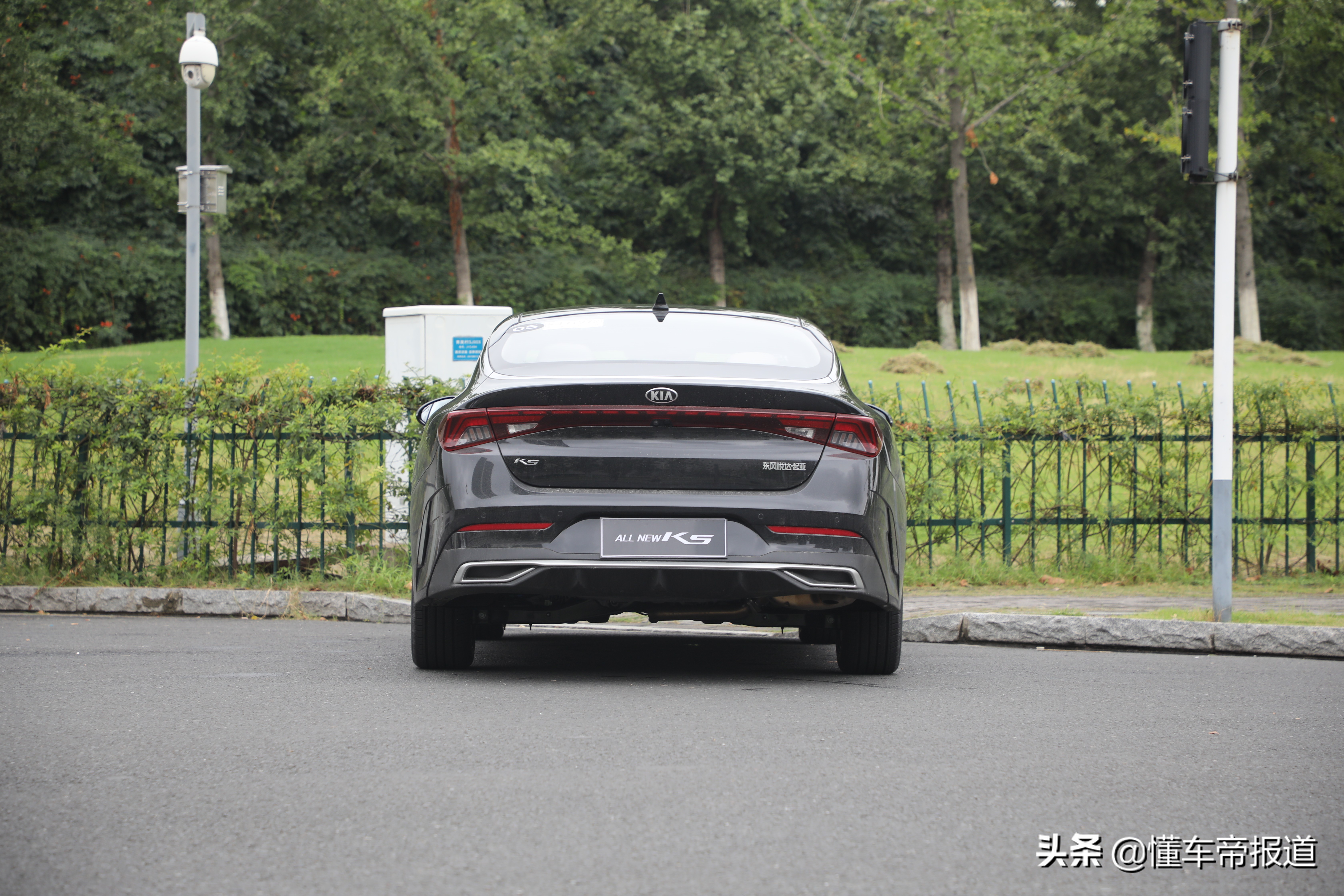 2021款起亚k5凯酷270焕新版,起亚k5凯酷270t豪华版可以入手吗