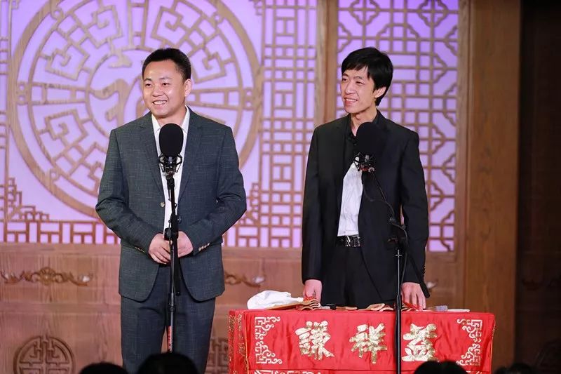 王加林:每次去师爷家都吃不饱,怹光聊相声,不让我们夹菜