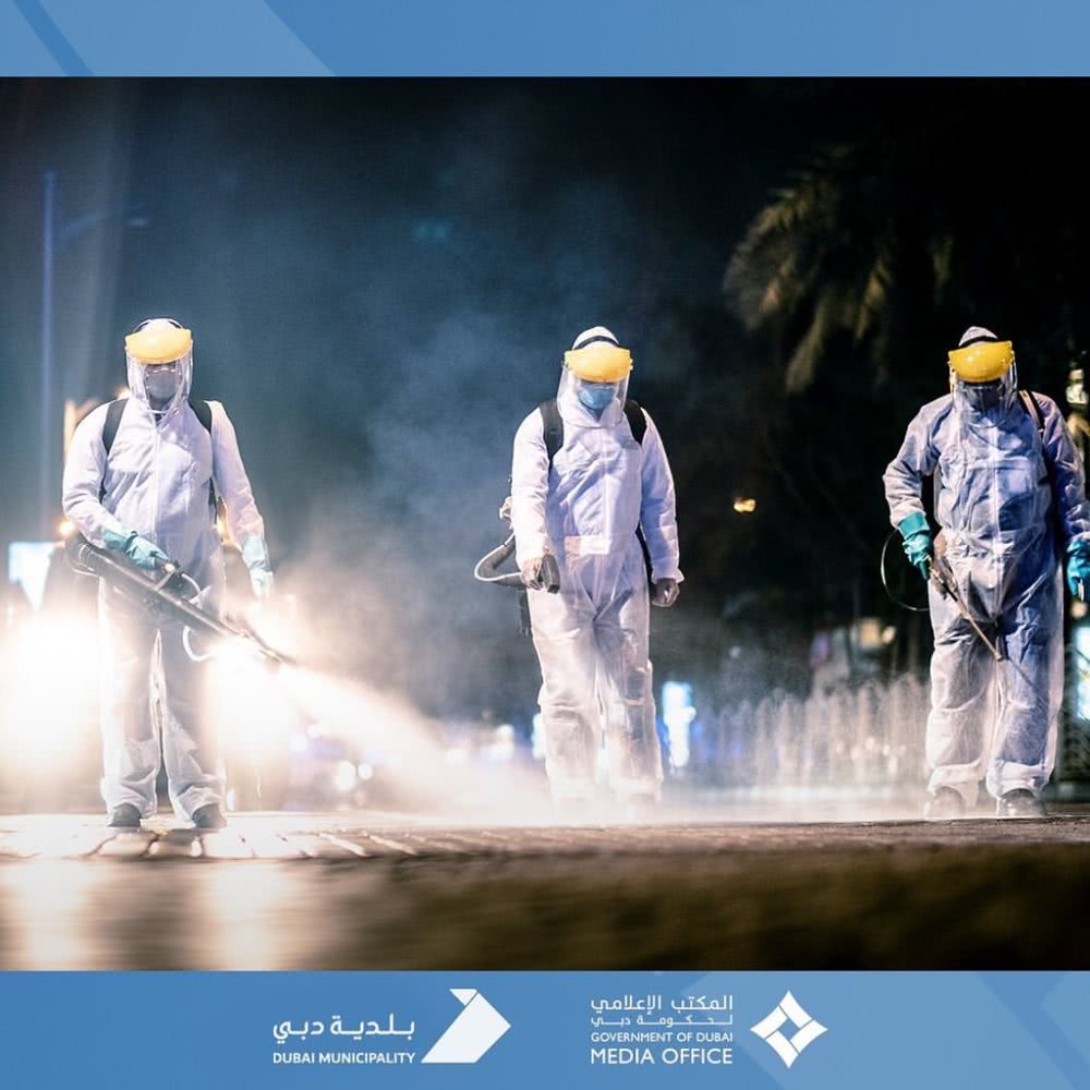 在迪拜淘金的华人：被疫情重创，想回国又怕被骂“千里投毒”