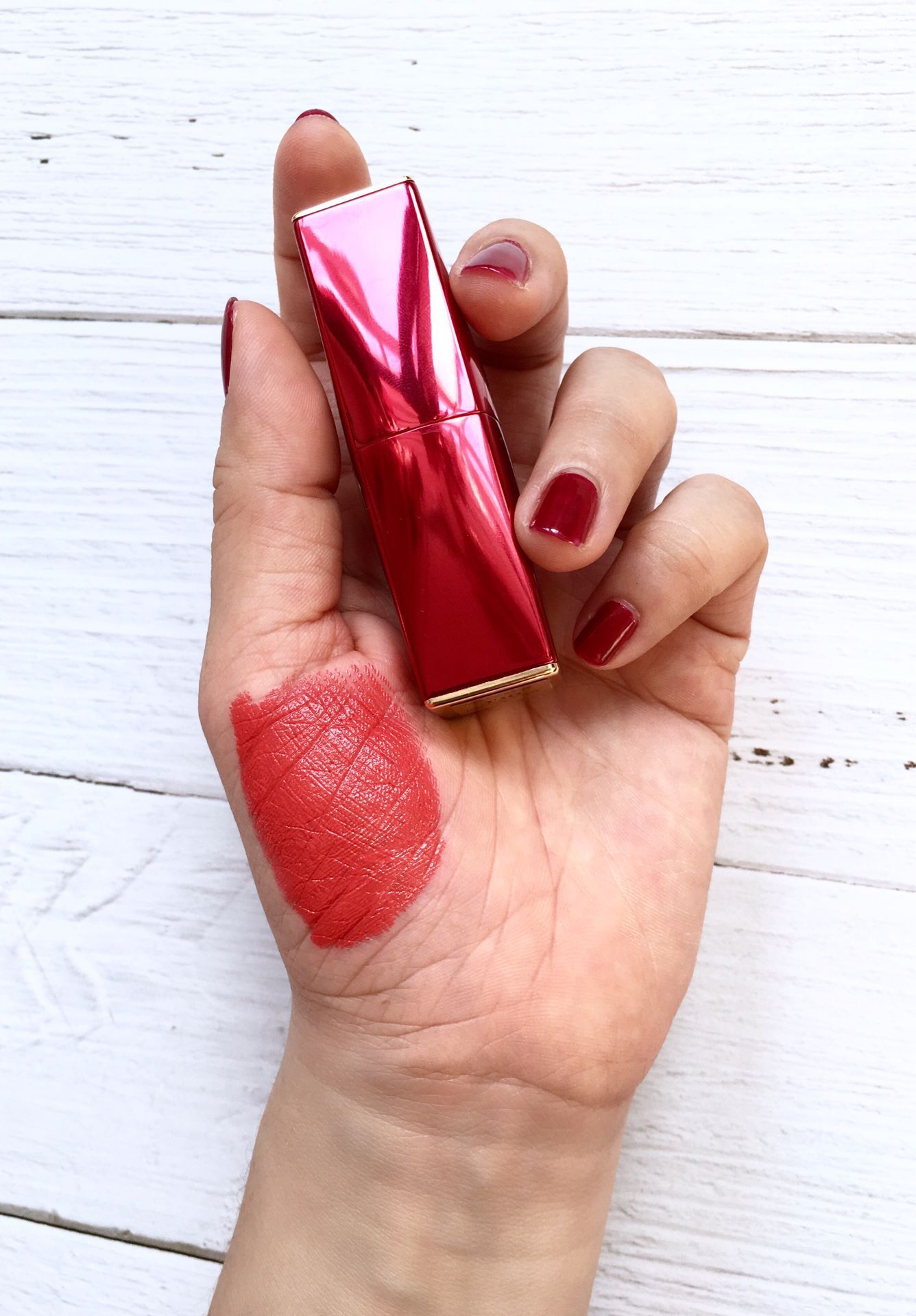 你会选哪支?超高性价比专柜品牌口红试色分享雅诗兰黛唇膏试色