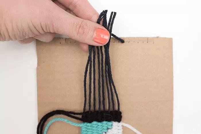 毛线装饰编织教程全过程,毛线编织小饰品简单入门教程