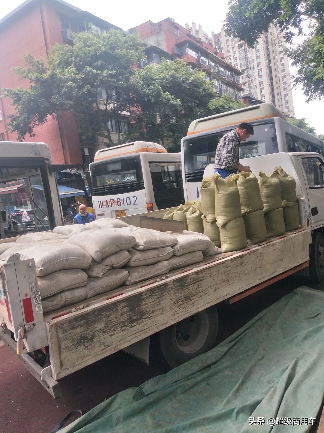 7.18万，建材老板说买它不亏！顺达小卡满足用户多方位需求