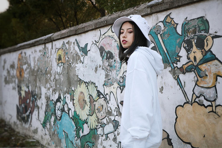 champion甯借～鍔犵粧,娼墝champion鏈変粈涔堝ソ鐪嬬殑琛ｆ湇