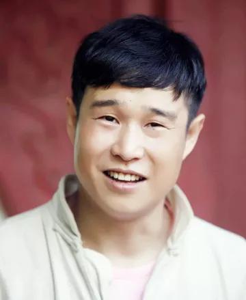 赵本山买私人飞机被罚款多少,赵本山小品卖飞机