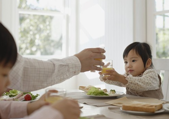 宝宝肠道积食吐黏痰吃什么中药好,宝宝积食的原因及解决方法