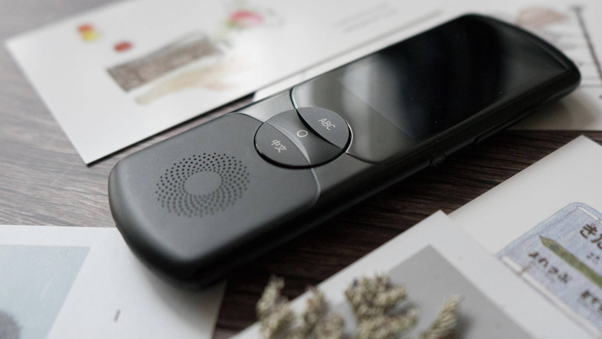 科大讯飞翻译机4.0对比微信翻译,科大讯飞翻译机4.0双屏同声互译