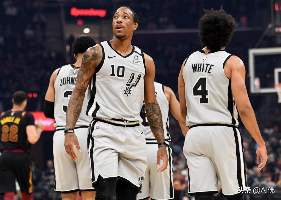 有nba标志的nba球衣,以前nba和现在nba哪个好看