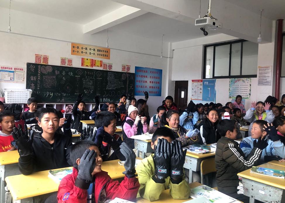 一名支教老师的别样青春,支教老师西藏感人视频