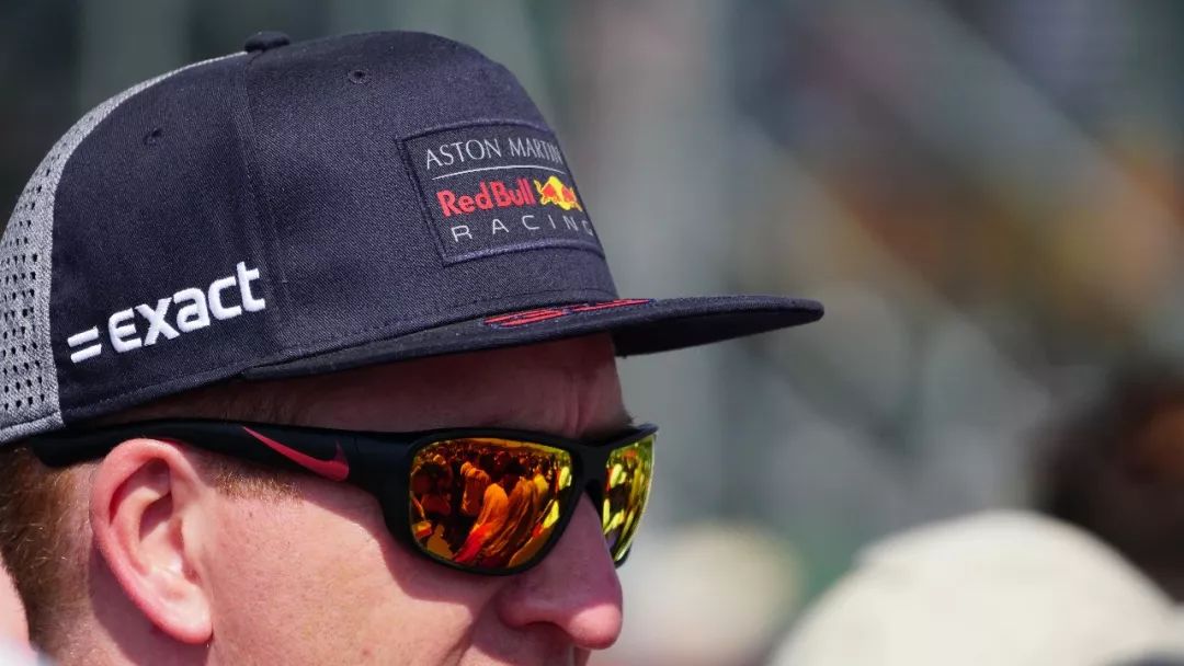 f1红牛车队阿斯顿马丁,阿斯顿马丁f1赛车队