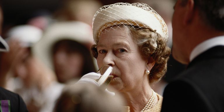 为什么英国女王那么受人爱戴,英国女王为何如此受重视