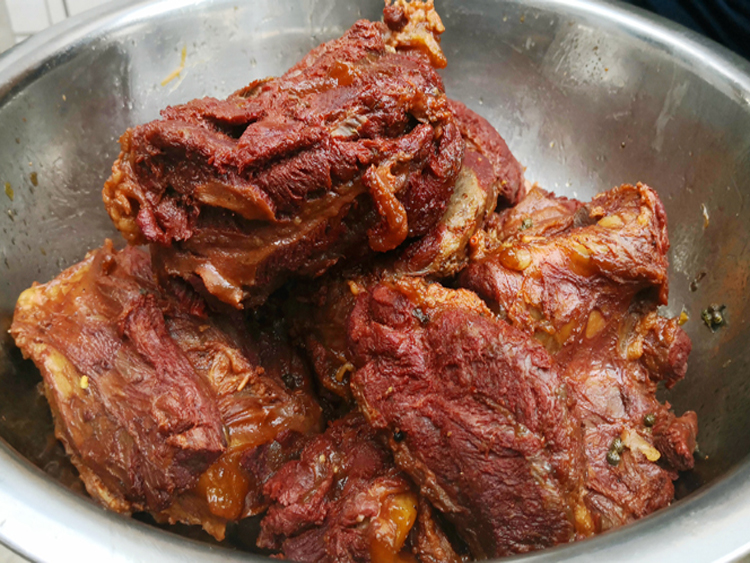 做卤肉必须掌握卤制时间表,卤肉的盐味把握