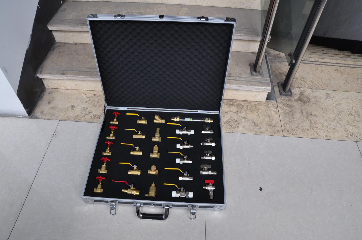 追逐“科技化”浪潮琛贡包装铝合金箱定制“守护”包装周全