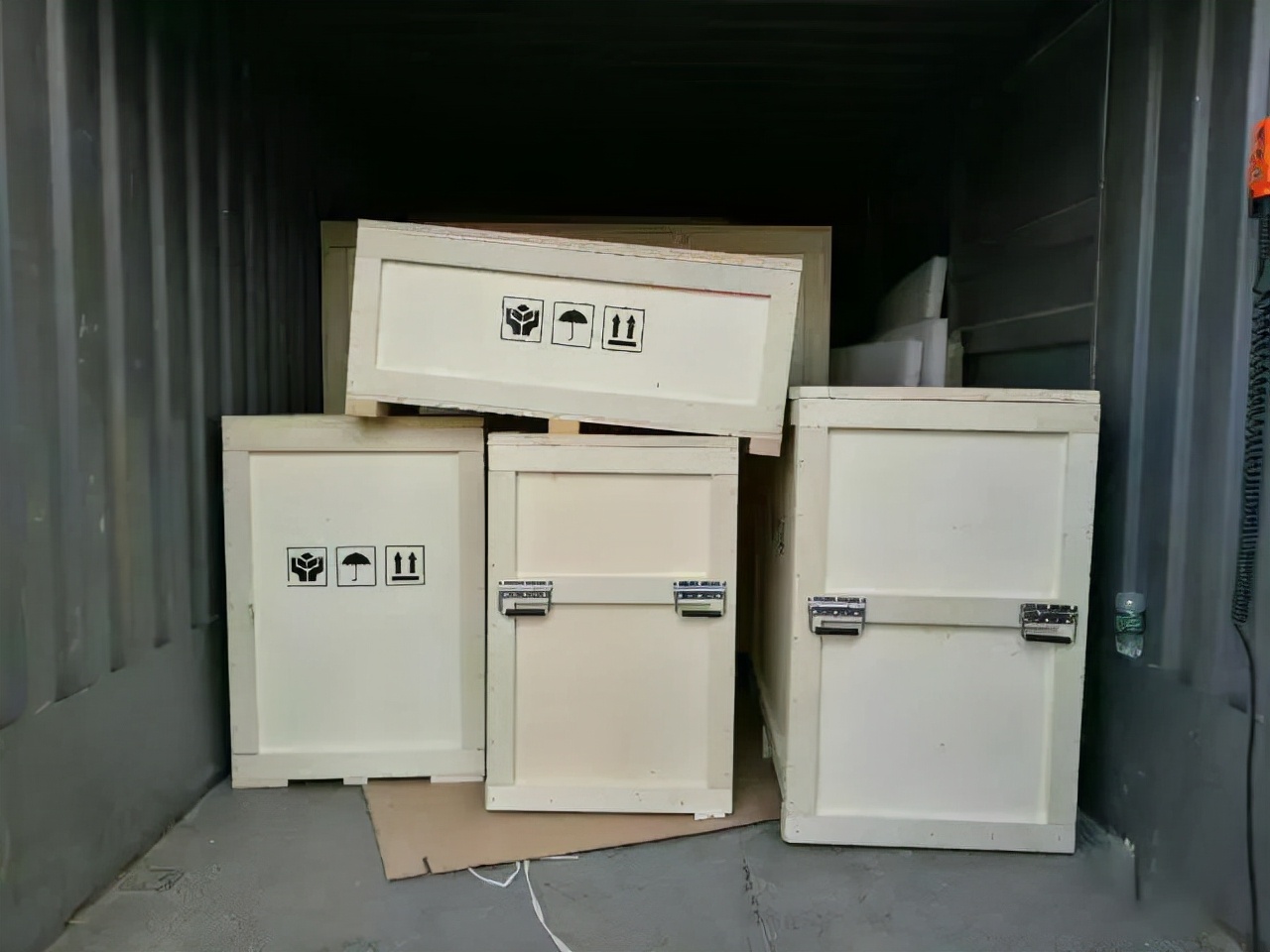 高档艺术品包装箱,包装箱包装流程