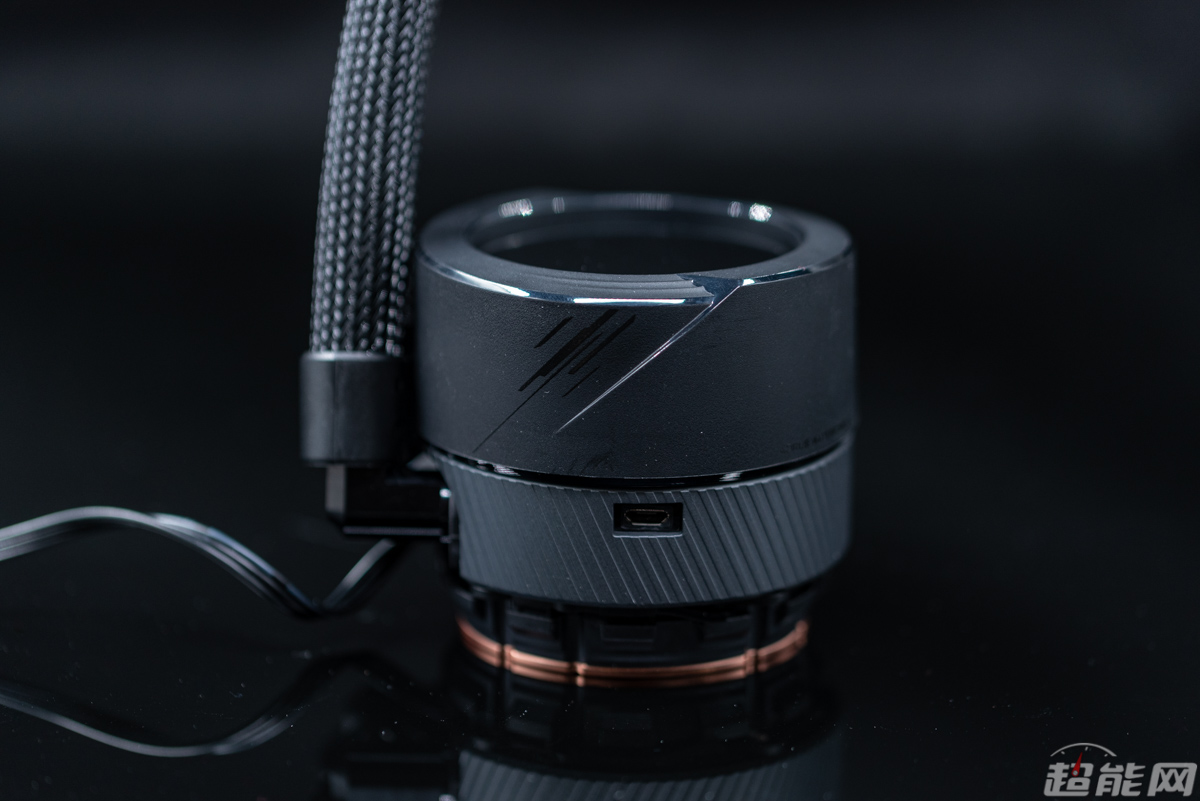 技嘉360水冷对比评测,技嘉水雕360水冷2代和一代的区别