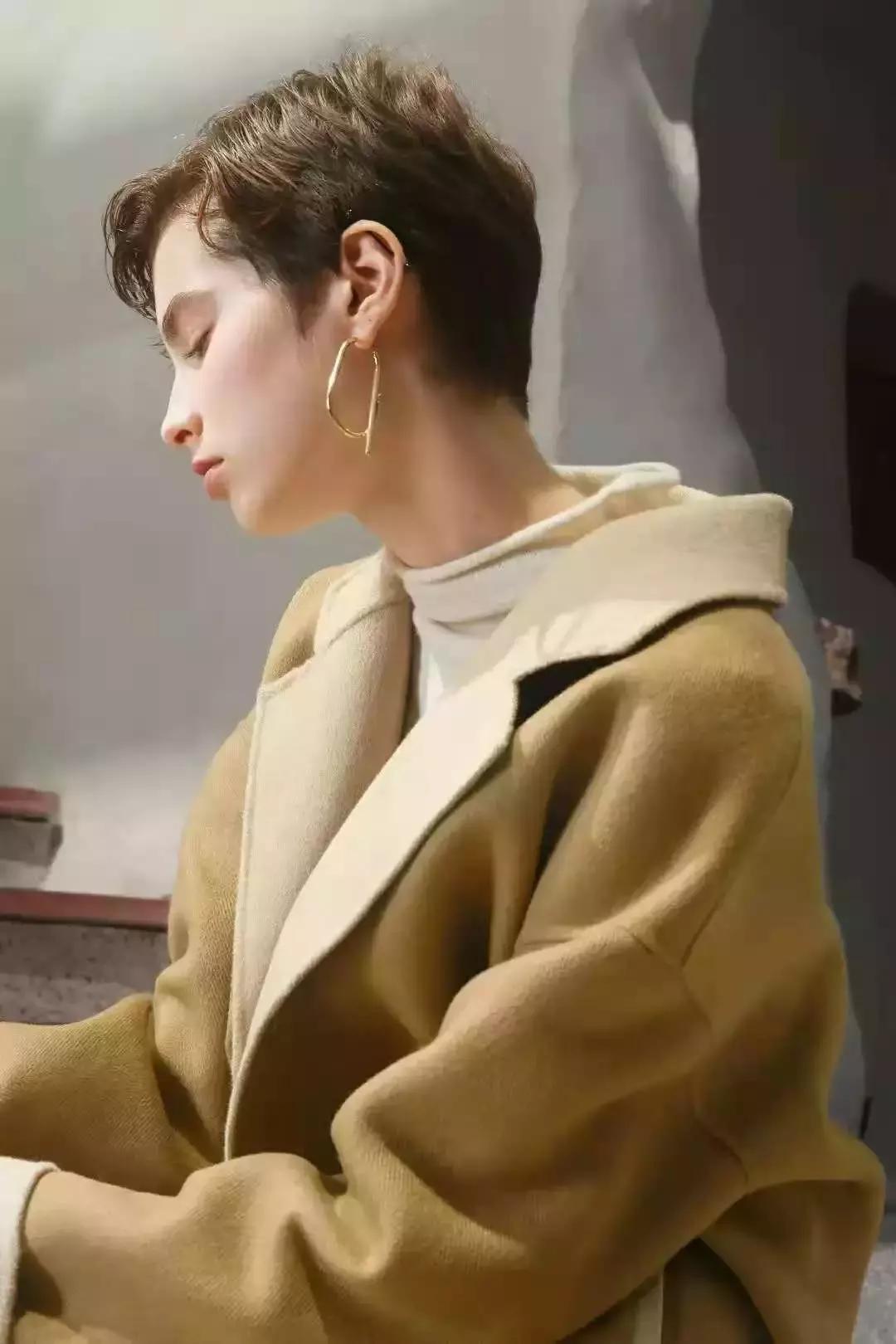 大衣掉色如何处理,毛呢大衣掉色严重怎么处理