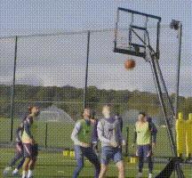 热刺两大巨星,孙兴慜停球热刺vs水晶宫