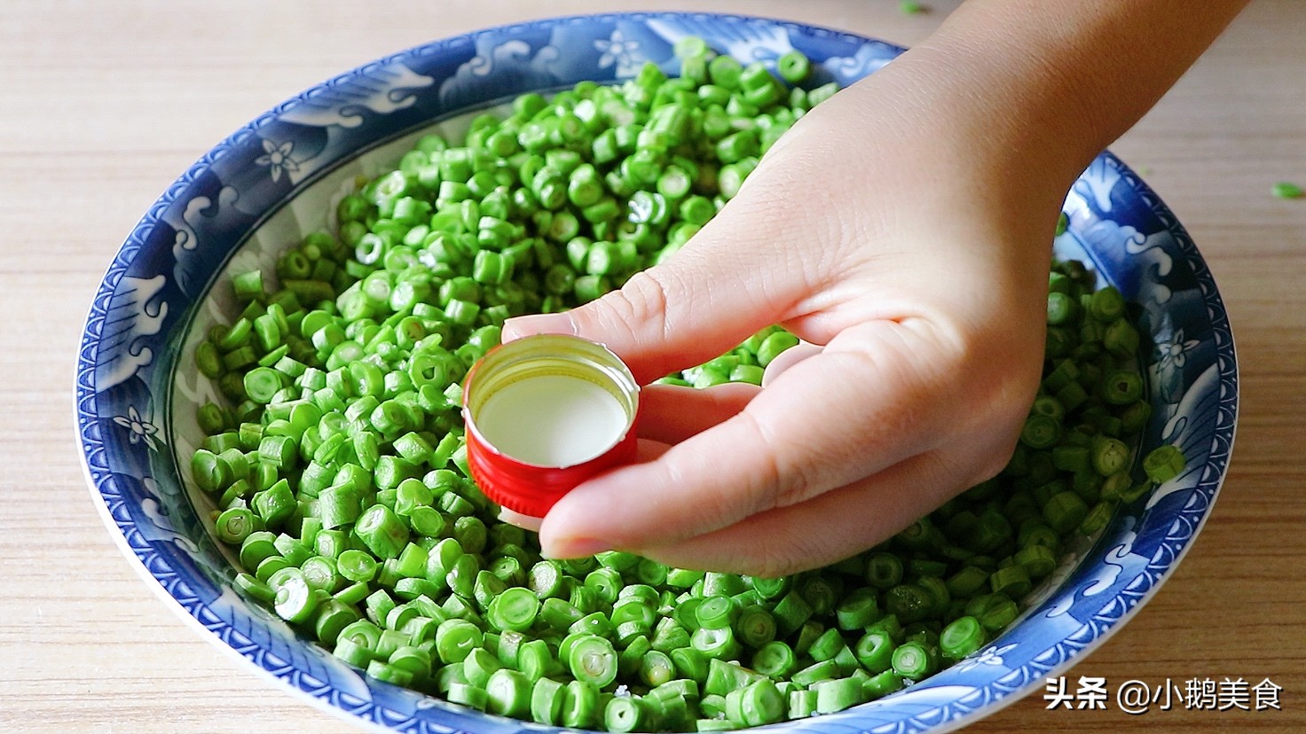 如何做两年不坏的酸豆角,酸豆角最正确的做法