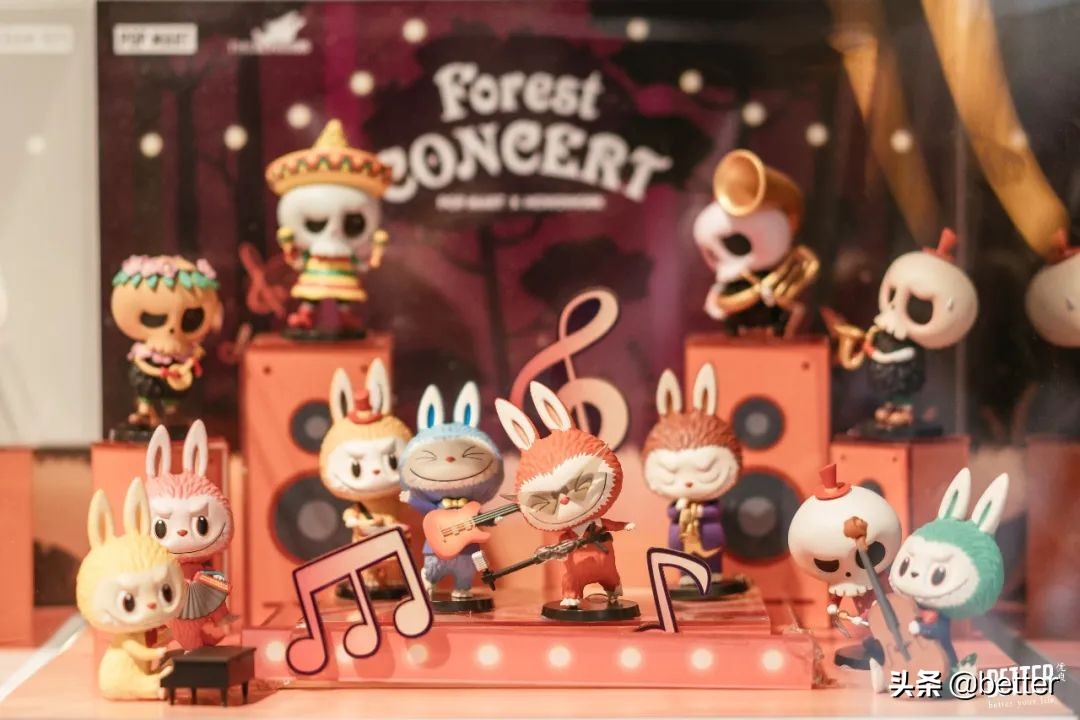 潮玩店和玩具店,逛完玩具店