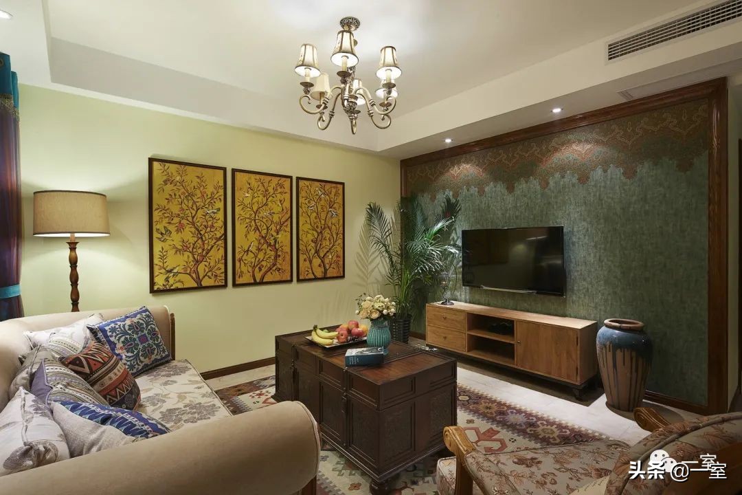 梁志天唐忠汉排名,现代风背景墙作品