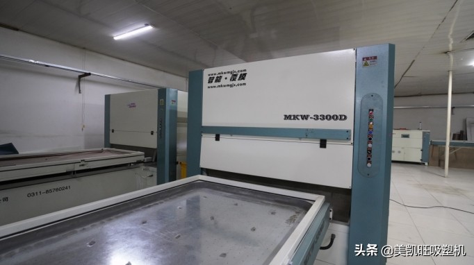 橱柜门板覆膜机价格图片,真空覆膜机橱柜