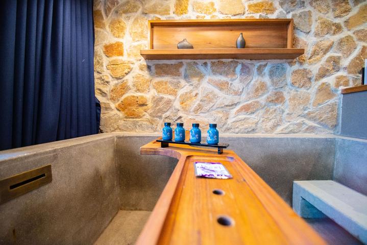 杭州看西湖住哪个酒店比较好,杭州西湖值得居住吗