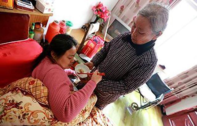 月子仇怎么解,月子仇是怎么结下的