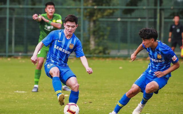 国家队和俱乐部表现,国家队与俱乐部表现差距