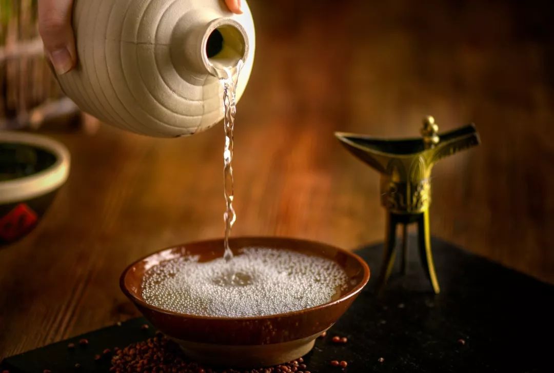 关于美食有意境的诗词,很经典的美食诗句