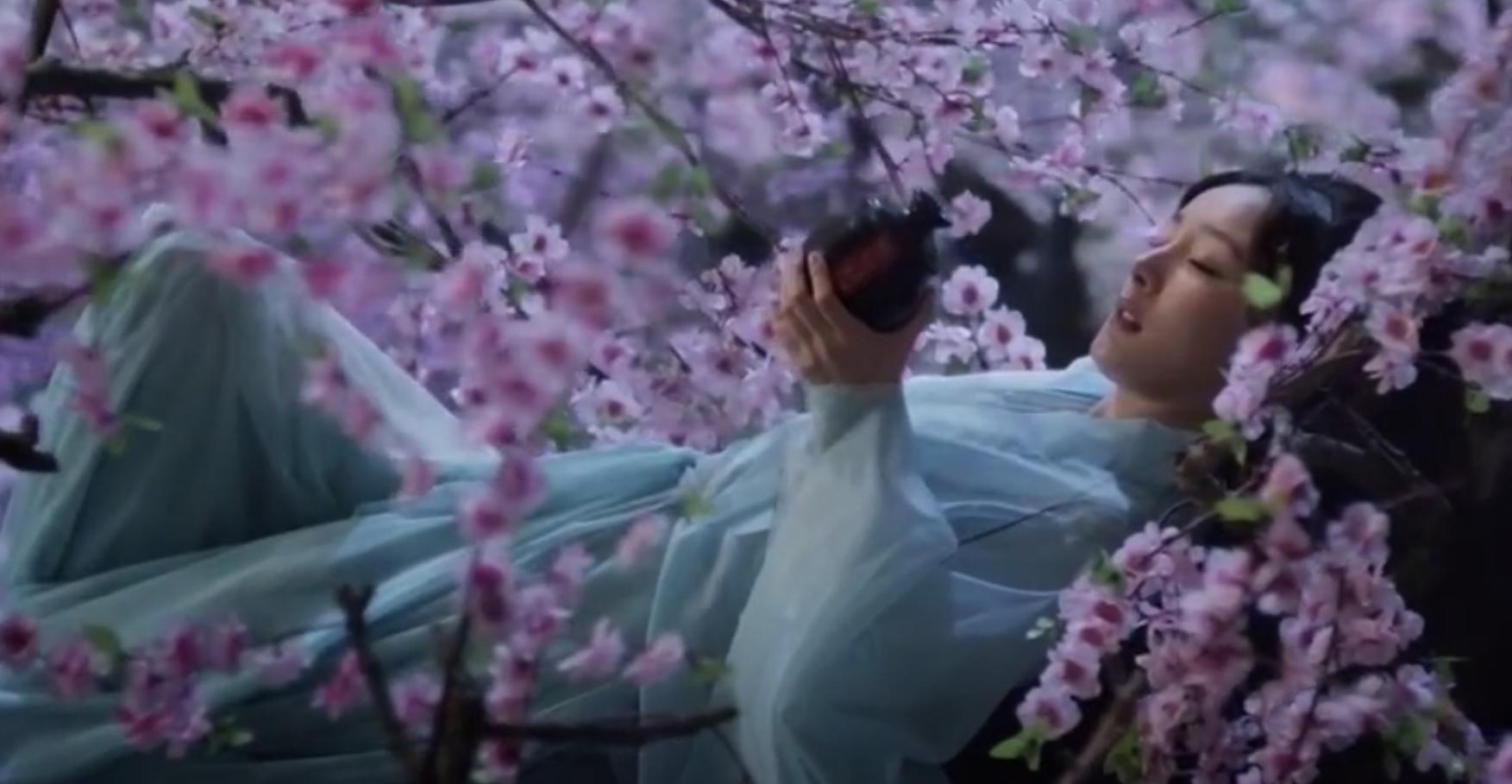 遇到一个和前男友特别像的人,遇见一个像韩商言的男朋友