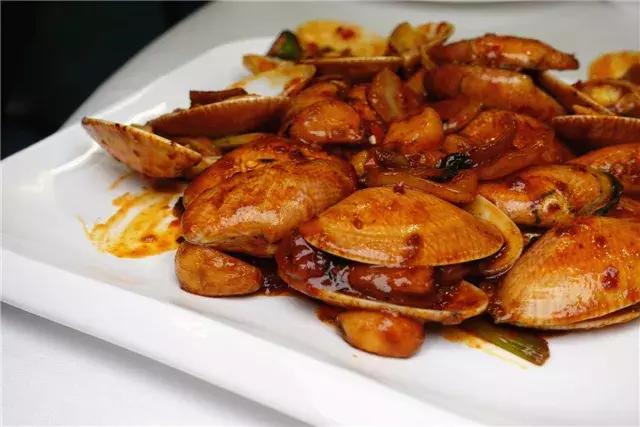 这家店把地道港式海鲜搬来了上海！