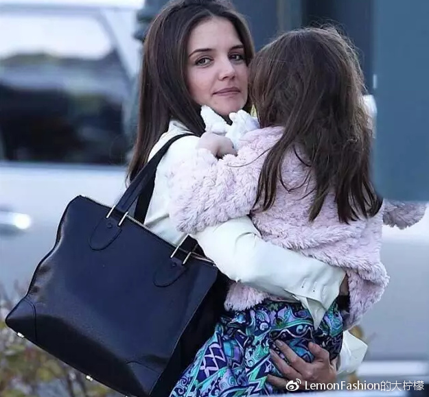 valextra意大利跟中国价格对比,valextra是奢侈品牌么