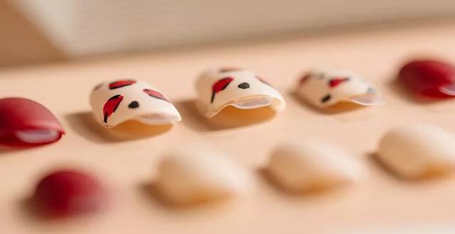 做美甲对孕妇有危害吗,好看的美甲款式超级闪视频