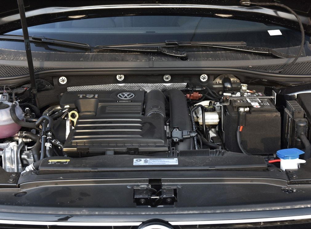 2019年的280tsi迈腾怎么样,迈腾280330380有啥区别