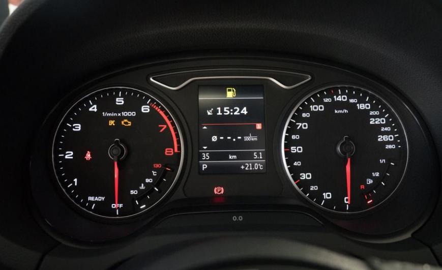 运动感十足全新奥迪a3三厢版实车,奥迪a3sportback35tfsi