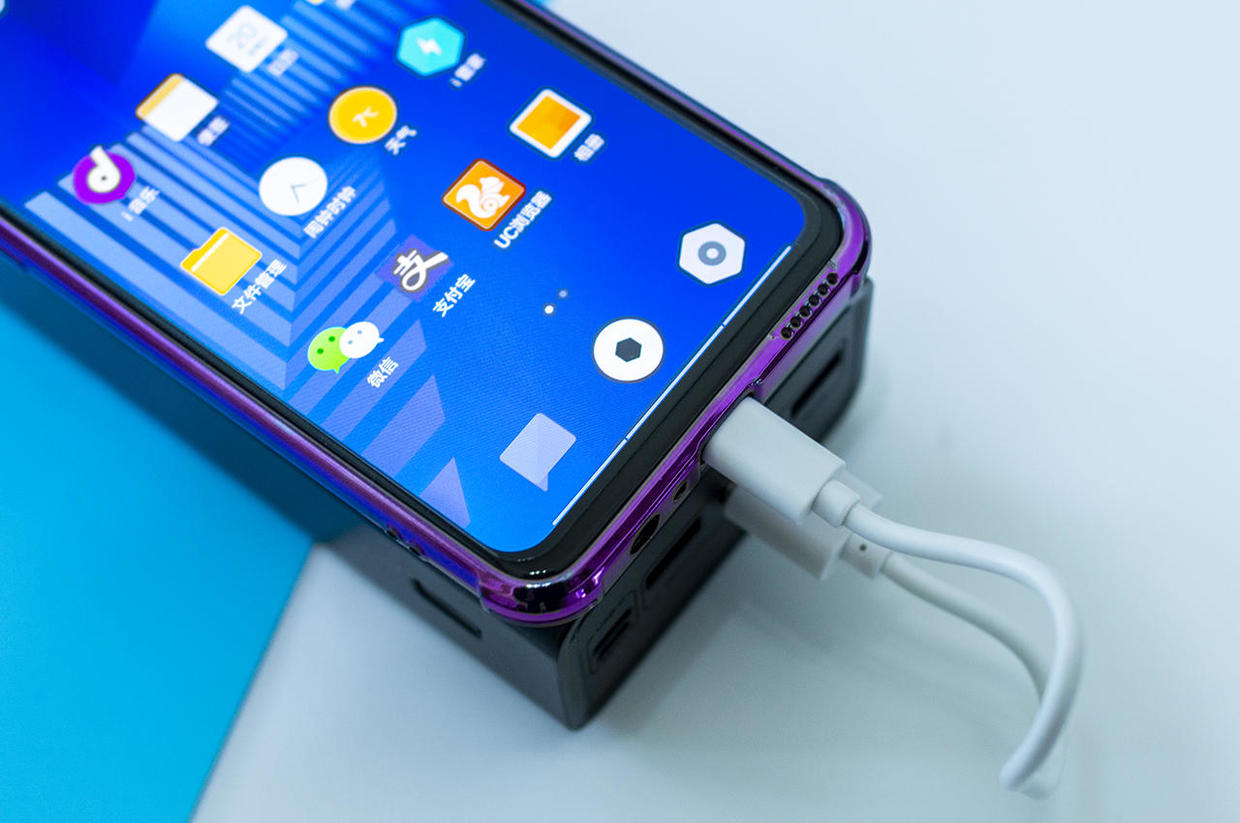 aigo爱国者充电宝怎么样,爱国者40000毫安充电宝