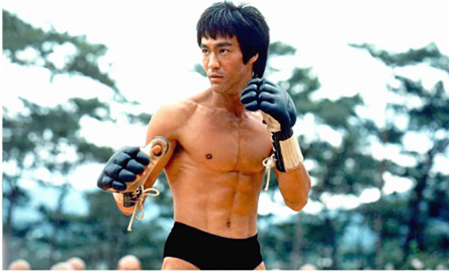 传武不能打,所以——要自宫