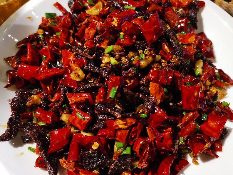 没啥资源的营山县靠什么营生？听小康说小康