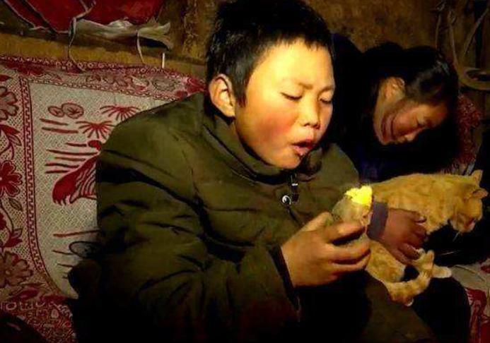 满头冰花的男孩,如今的冰花男孩