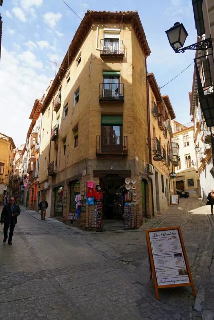 葡萄牙和西班牙哪个值得旅游,西班牙和葡萄牙旅游区别