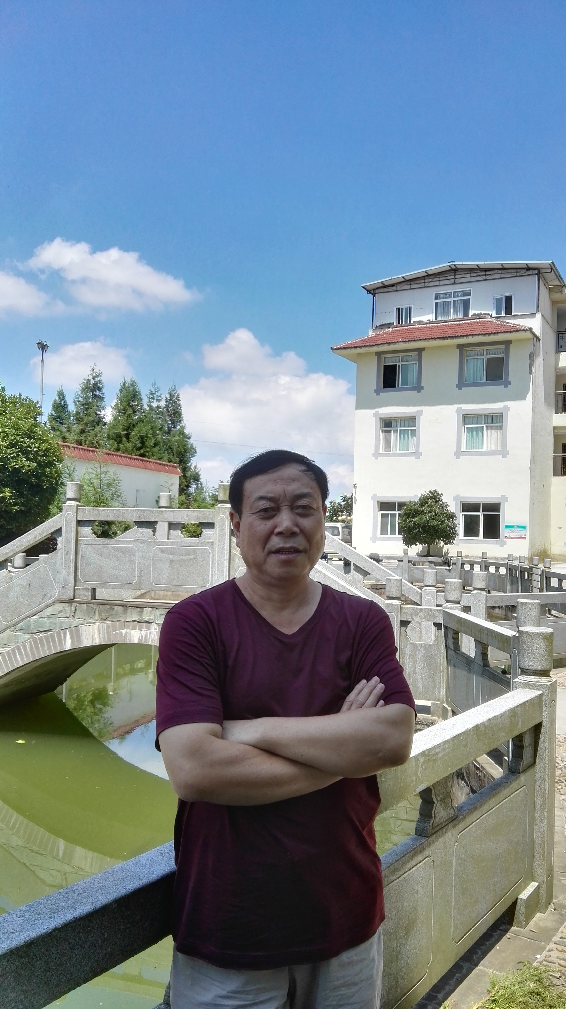 怀旧古城小巷散文,安静悠闲古镇散文